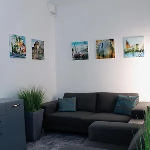 https://hotel-pilar-garni.topcolognehotels.com
